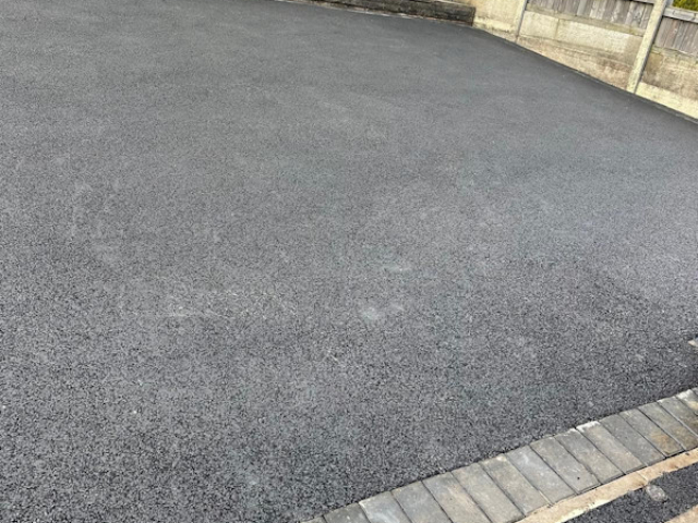 New Tarmac Driveway in St Helens by Planet Surfacing